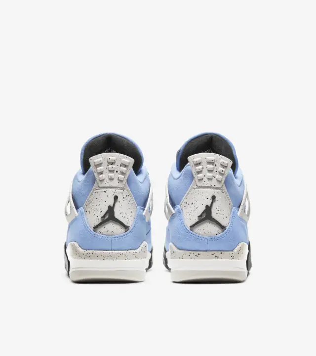 air-jordan-4-university-blue-2